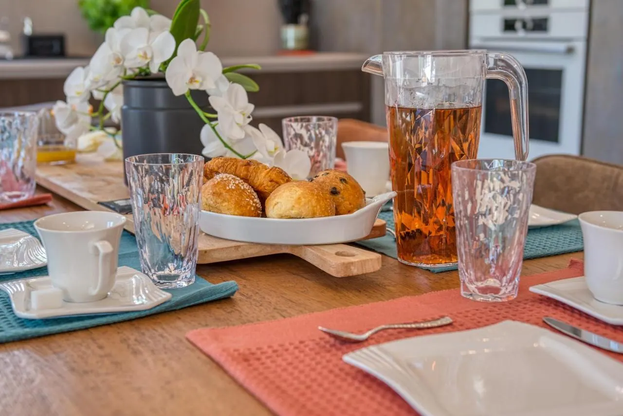 Ground Floor Villa Graziella 200 M From The Beach Èze Francie