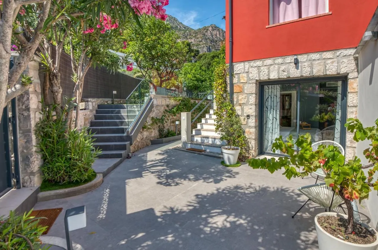 Ground Floor Villa Graziella 200 M From The Beach Èze