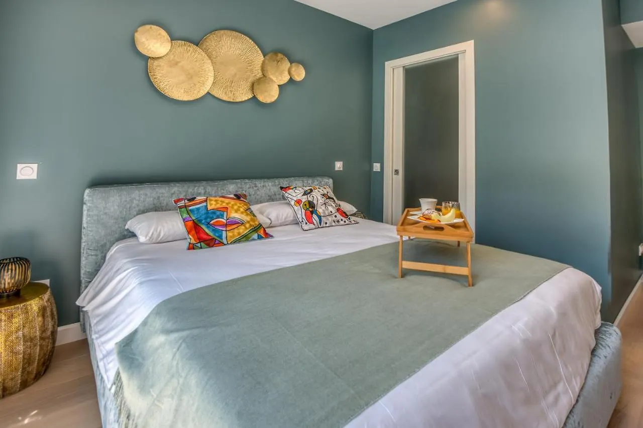 Ground Floor Villa Graziella 200 M From The Beach Eze 0*,