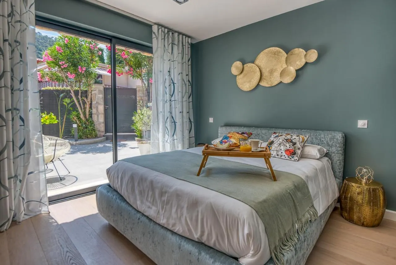 Ground Floor Villa Graziella 200 M From The Beach Eze 0*,