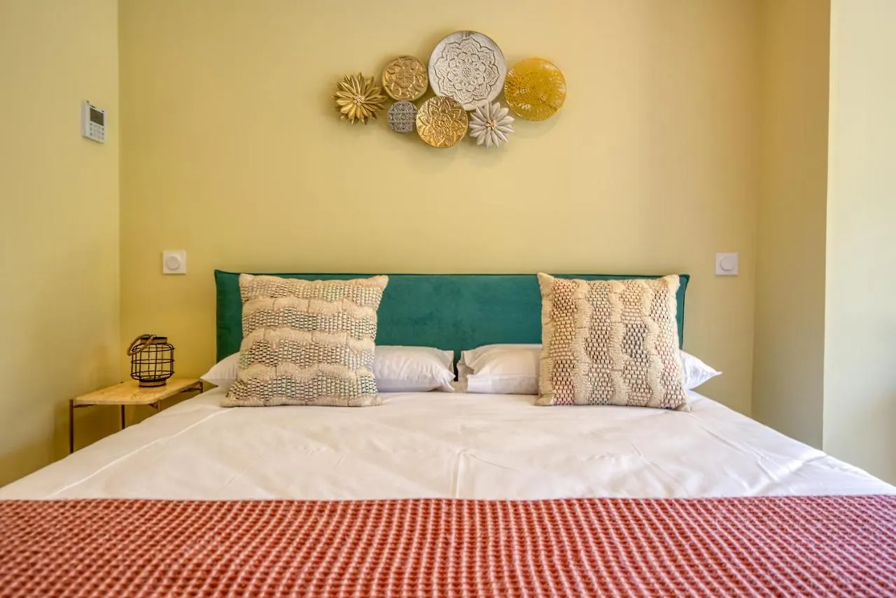 Ground Floor Villa Graziella 200 M From The Beach Eze France