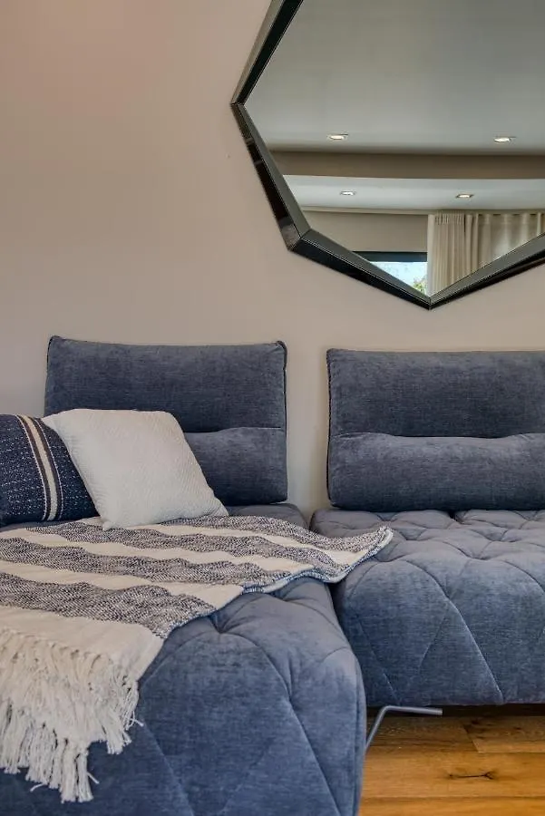 Ground Floor Villa Graziella 200 M From The Beach Eze France