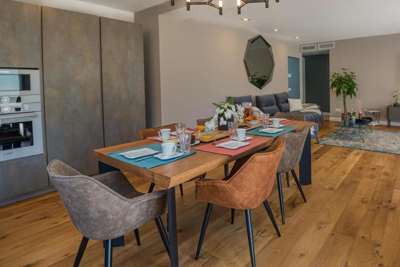 Ground Floor Villa Graziella 200 M From The Beach Eze